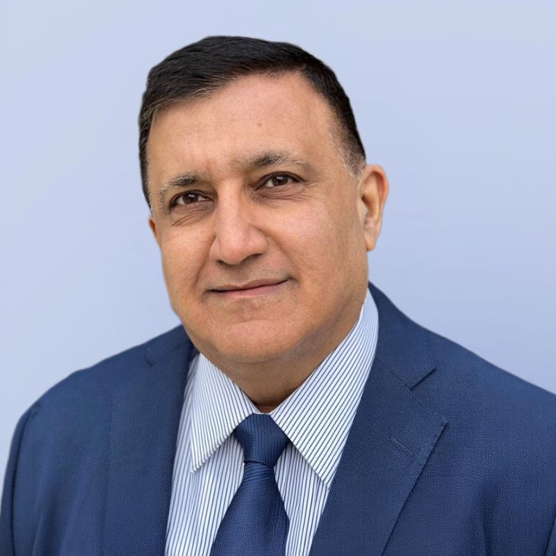 Dr-Munish-web